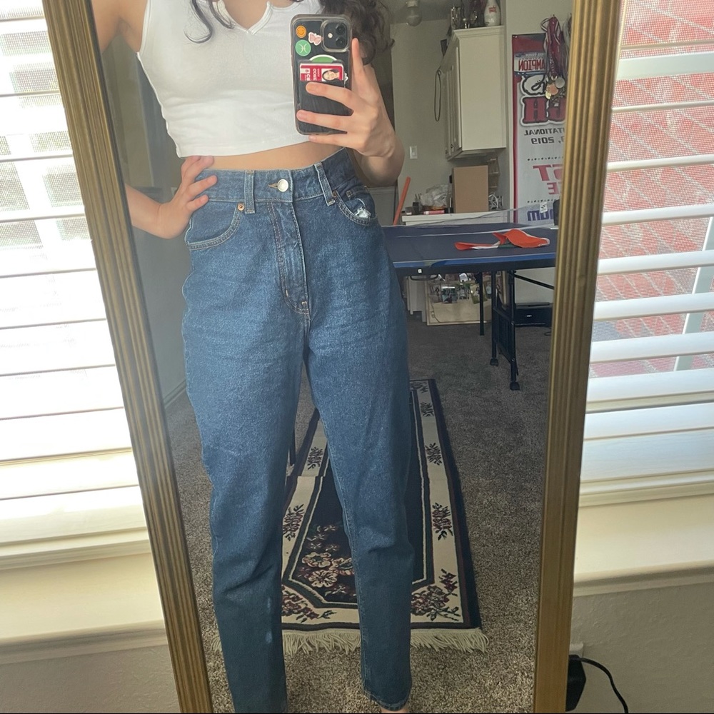Denim Blue Straight Leg H&M Jeans! In great condition and only worn once !